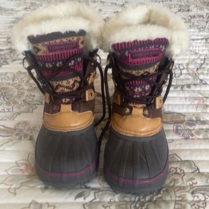 London Fog girls snow boots sz 1